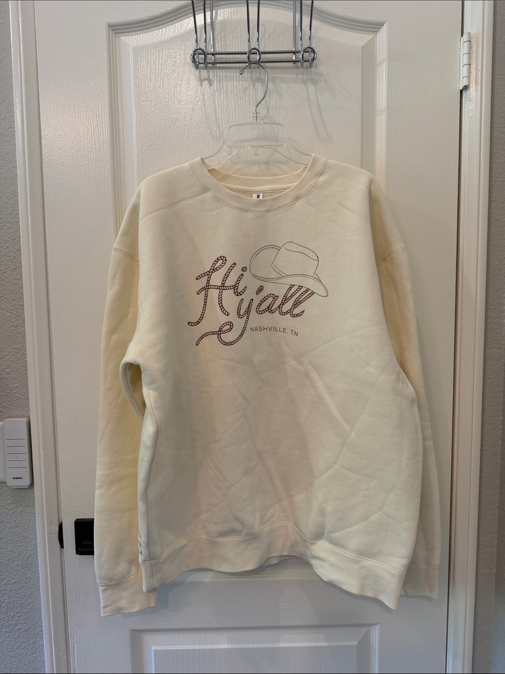 Cream "Hi Y'all" Nashville Sewing Down South Sweatshirt